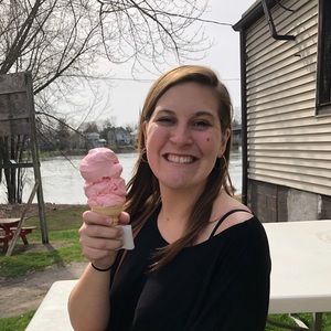 Meet your Posher, Emily